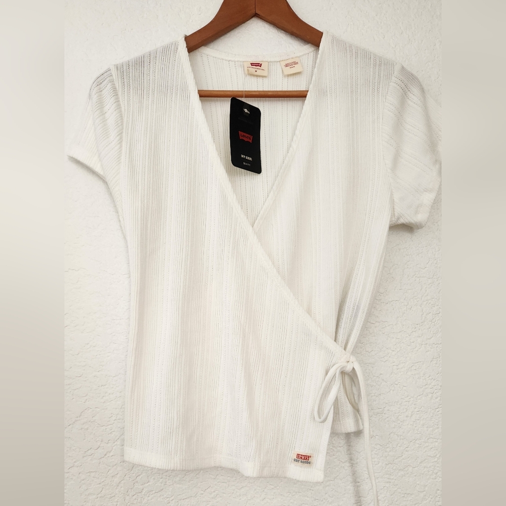 NEW Levi's Women's White Wrap Top
